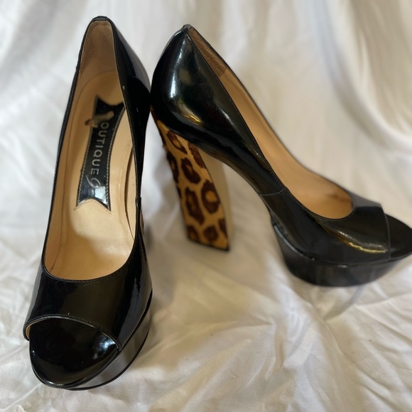 Boutique 9 Black Patent Leopard heel platform - Picture 1 of 4